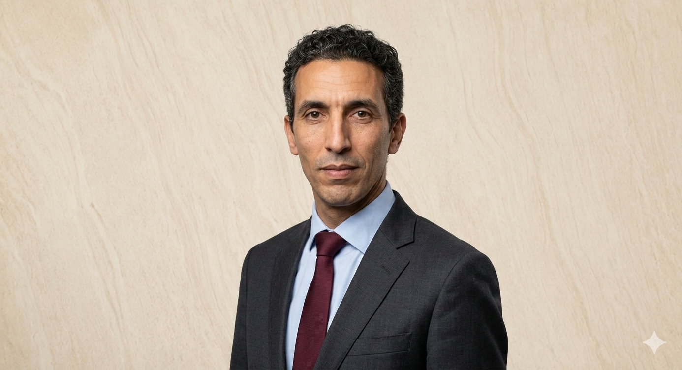 Portrait of Omar El Amrani, Principal Associate